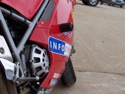 Padací chrániče - Ducati 748/996 '02-, černé